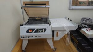 シュリンク包装機